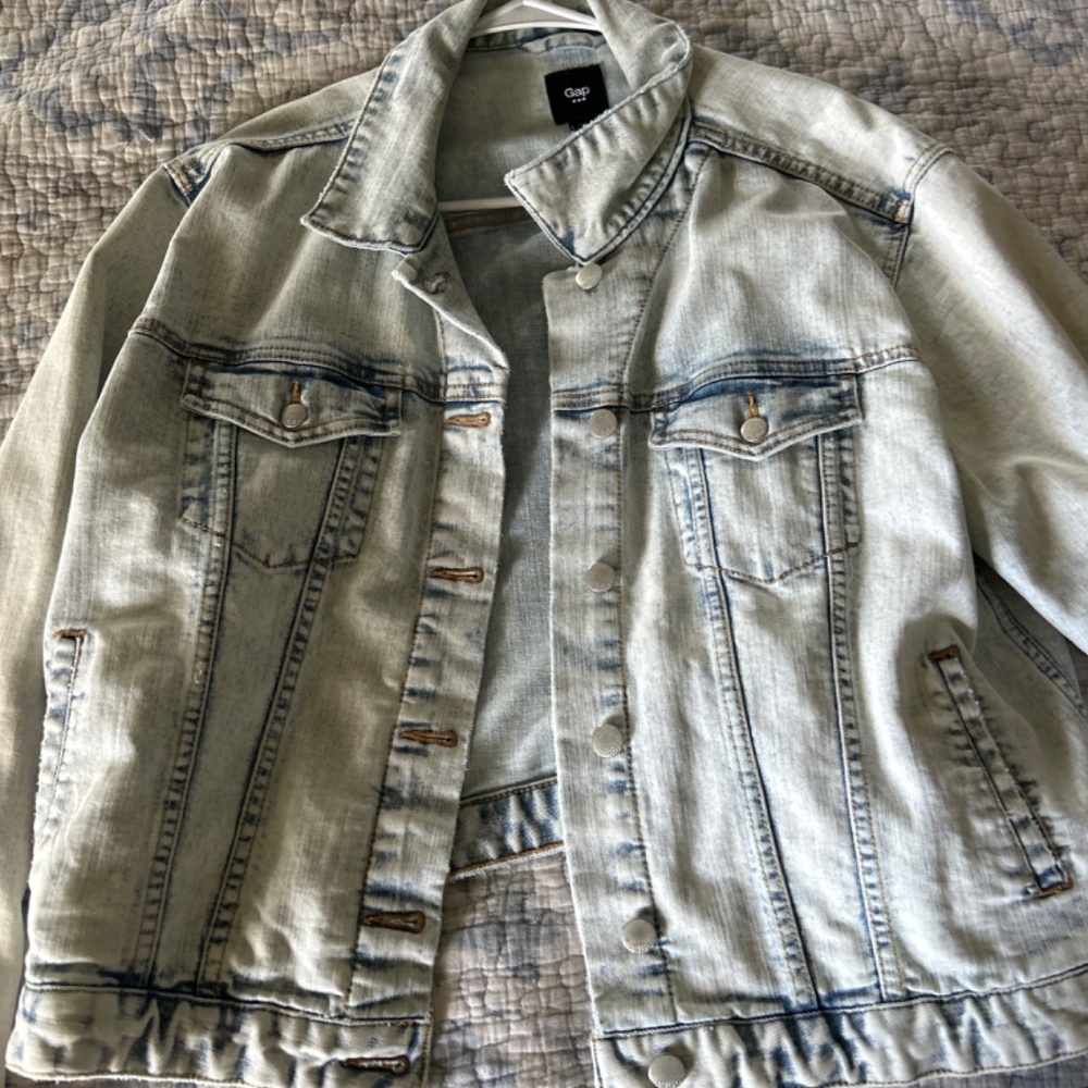 Gap Jean jacket - Picture 2 of 4